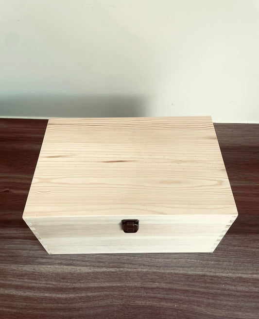 30x20 pine box